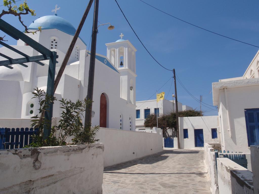 Filoxenia By Grispos Villas Schoinoussa Exterior foto